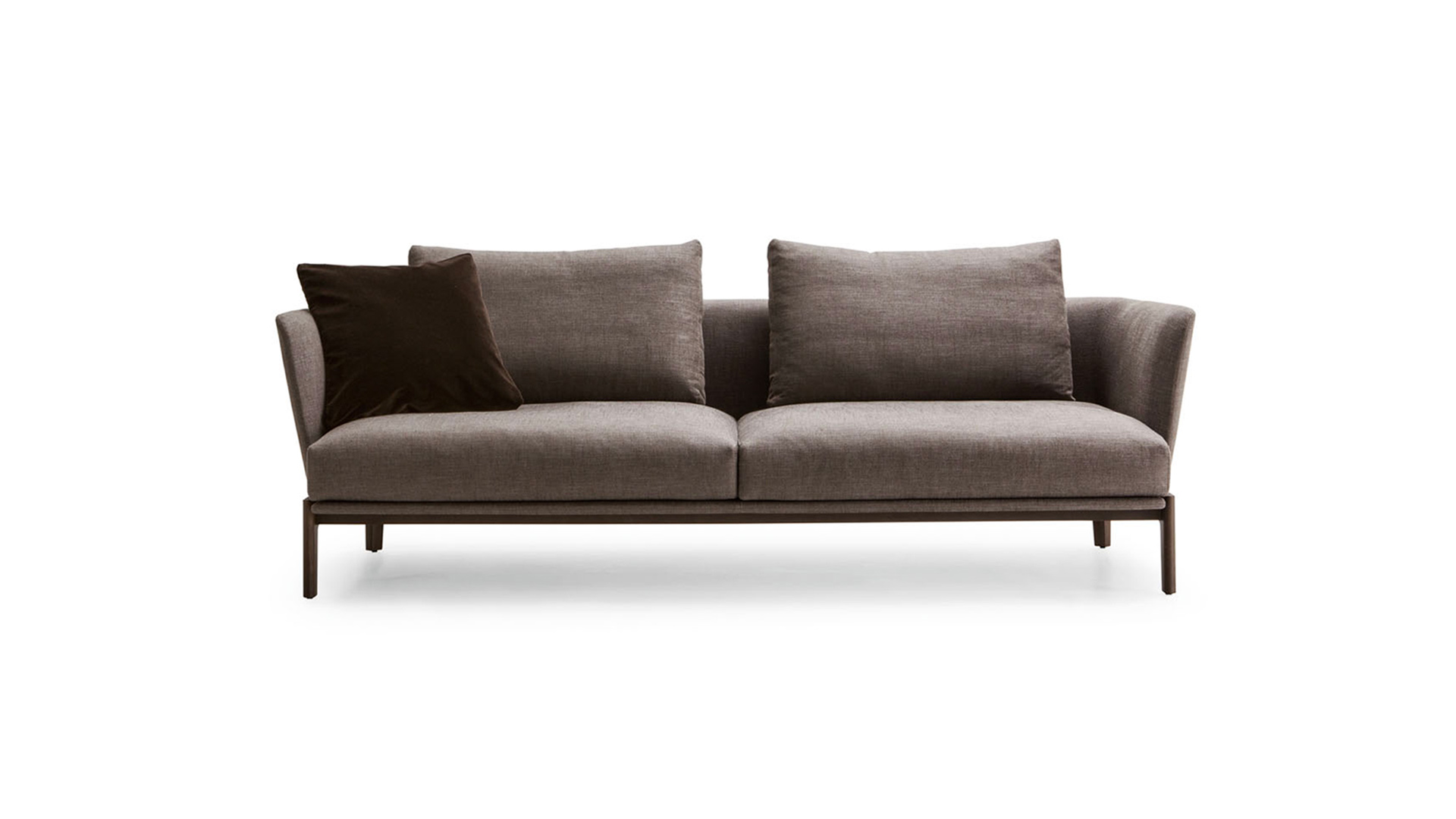 Molteni Chelsea Sofa | Italian Designer Sofas | Made in Italy Design