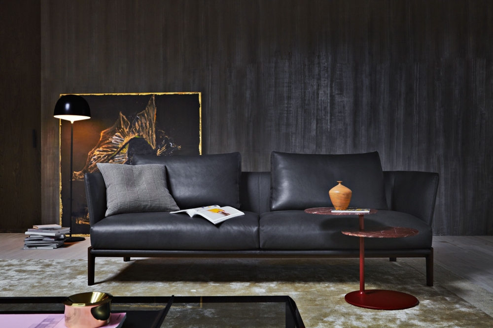 Molteni Chelsea Sofa | Italian Designer Sofas | Made in Italy Design
